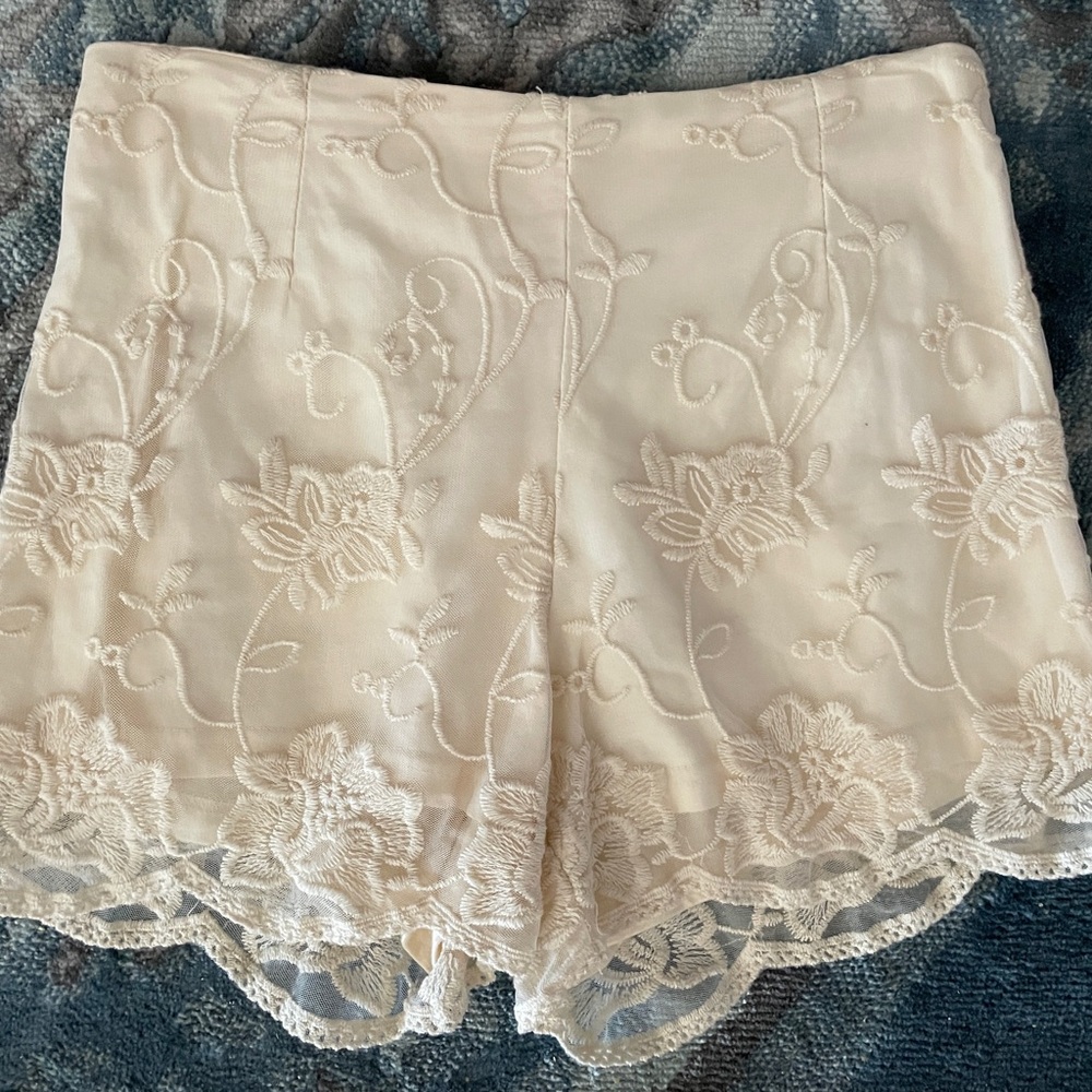Ivory Floral EMBROIDERED Illusion LACE Dress SHORTS Size Extra-Small XS - Picture 6 of 7